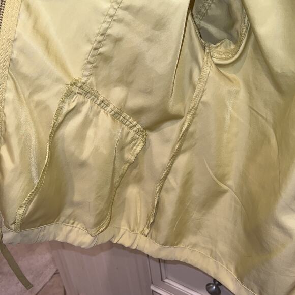 🔥🔥FIRE SALE 🔥🔥EUC BLU PEPPER lime wind jacket - Picture 7 of 11
